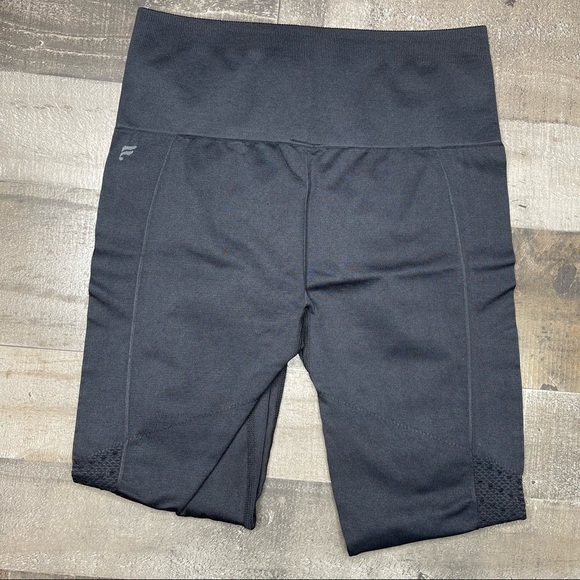 Fabletics Sync High-Waisted Perforated 7/8 Leggings size small - Picture 9 of 13